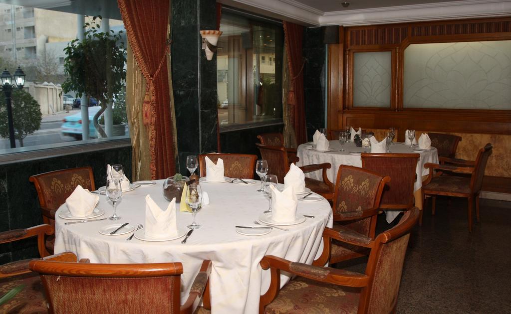 Al Bustan Hotel 도하 외부 사진