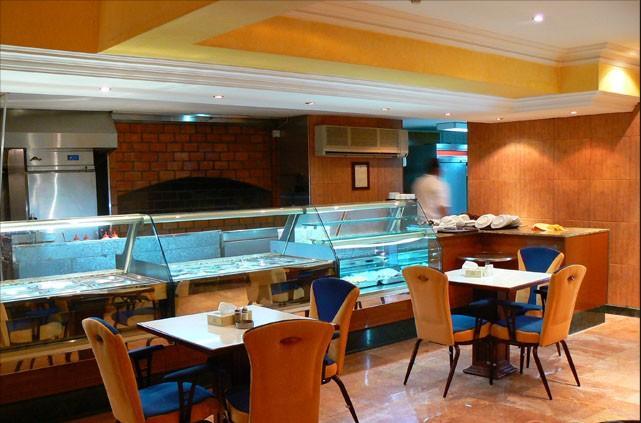 Al Bustan Hotel 도하 외부 사진